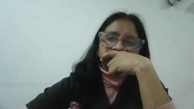 Snapshot of titssmall123 chatting on 21, 2, 2026 titssmall123 online show from 21, 2, 2026