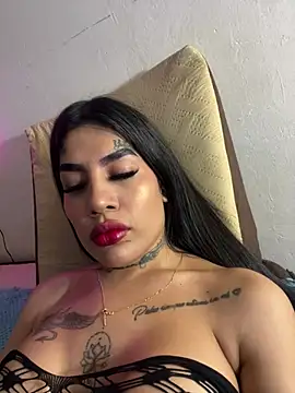 saragill323 online show from 22, 3, 2025