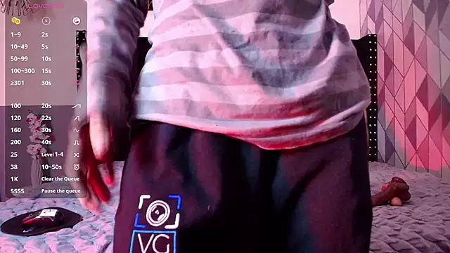 innocentlady  online show from 22, 2, 2025