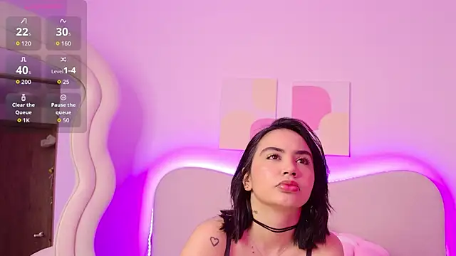 innocentlady  online show from 23, 9, 2025