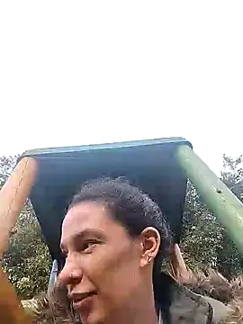 Snapshot of rebekka_simpson chatting on 12, 12, 2024 rebekka simpson online show from 12, 12, 2024