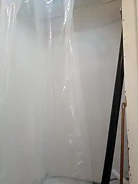 allissonw13 online show from 19, 1, 2025