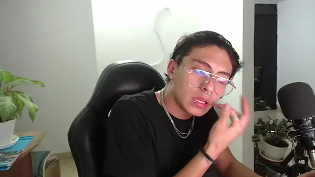 Snapshot of jay_dimarco2 chatting on 10, 1, 2026 jay dimarco2 online show from 10, 1, 2026