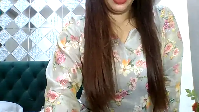 sparkling queen online show from 29, 9, 2025