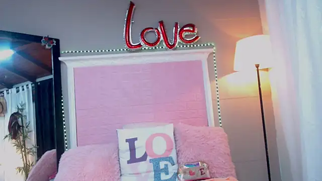 JessyZoe online show from 11, 3, 2025