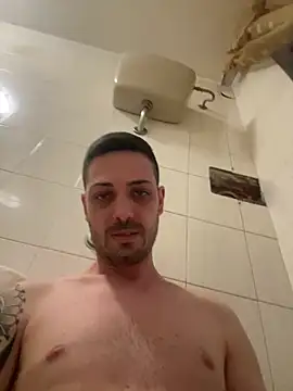 Snapshot of iltoscano95 chatting on 9, 7, 2026 iltoscano95 online show from 9, 7, 2026