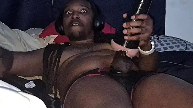 suzyswallowsxxx704 online show from 24, 4, 2026