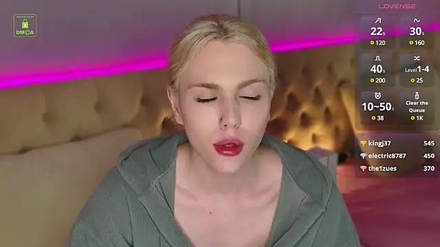 DanielPaige  online show from 10, 1, 2025