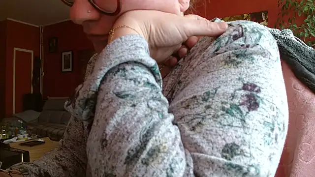 Snapshot of cruellaculdenfer67 chatting on 17, 3, 2026 cruellaculdenfer67 online show from 17, 3, 2026