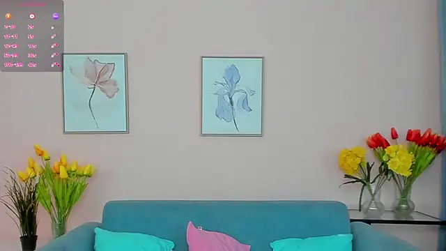 Snapshot of MilaDreamer chatting on 4, 3, 2025 MilaDreamer online show from 4, 3, 2025