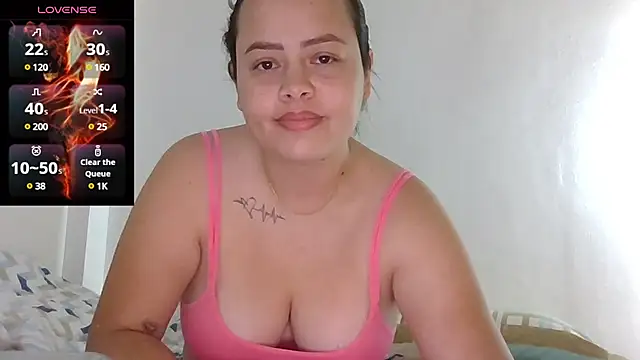 Snapshot of saramartinez1000 chatting on 3, 3, 2025 saramartinez1000 online show from 3, 3, 2025