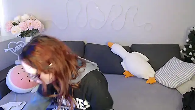 Snapshot of Mini_Diva chatting on 18, 2, 2026 Mini Diva online show from 18, 2, 2026