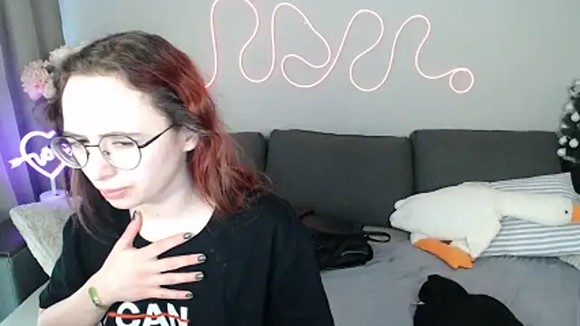 Mini Diva online show from 27, 3, 2026