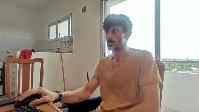 nicolaaaaas online show from 2, 3, 2025