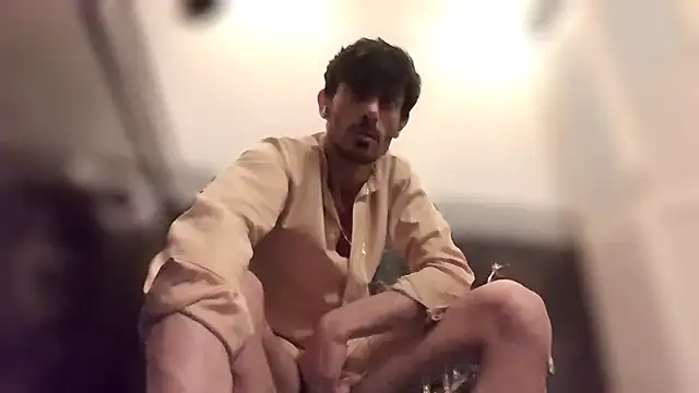 nicolaaaaas online show from 2, 10, 2025