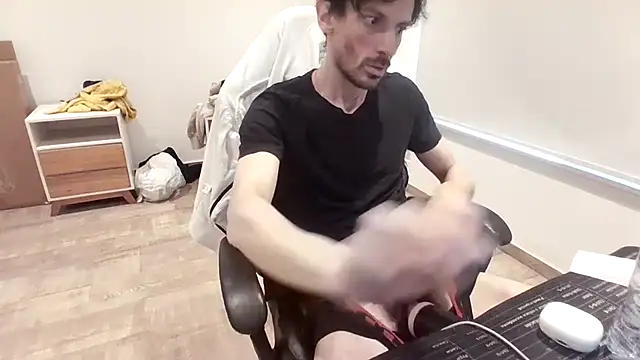 nicolaaaaas online show from 24, 10, 2025