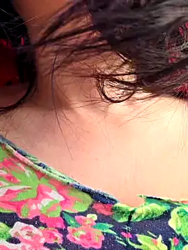 lovewildguy1 online show from 9, 3, 2025