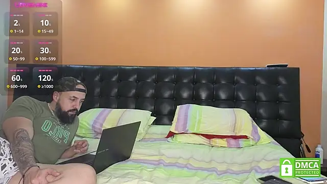 Snapshot of spartan-and-tinkerbell chatting on 15, 5, 2026 spartan-and-tinkerbell online show from 15, 5, 2026