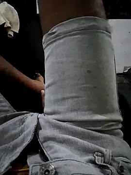 Heman100492 online show from 1, 2, 2025