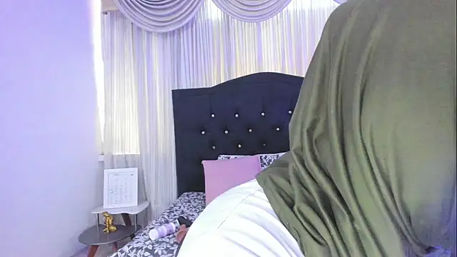 Snapshot of Uzra_hayed chatting on 14, 2, 2026 Uzra hayed online show from 14, 2, 2026