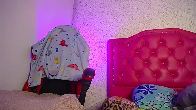 luly pink online show from 14, 3, 2026