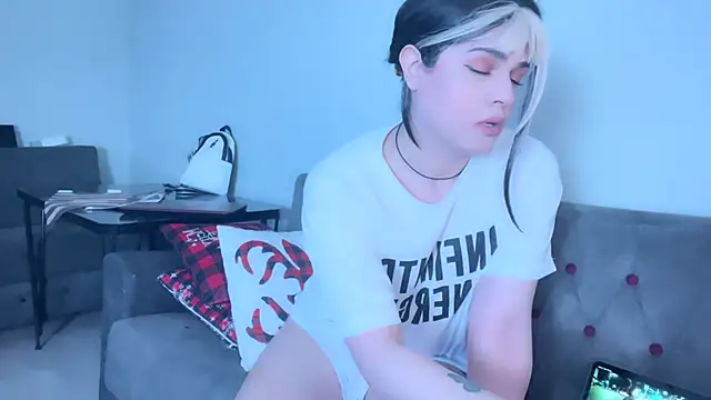 Arab tgirl online show from 17, 5, 2026