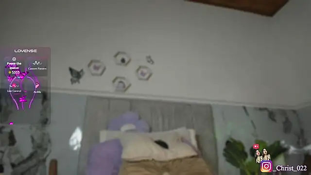 christal cutee online show from 2, 4, 2026