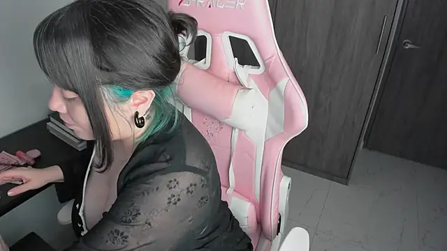  hikaru arimura online show from 11, 4, 2026