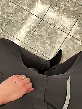 onbifeet online show from 18, 4, 2026