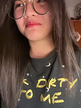 Krixxi22 online show from 1, 12, 2025