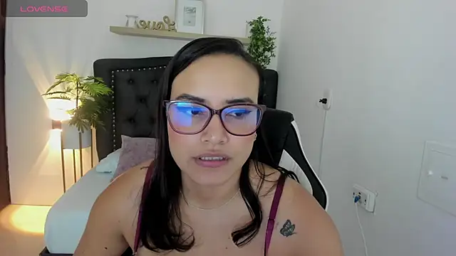 Snapshot of zoe_danae_ chatting on 14, 12, 2024 zoe danae online show from 14, 12, 2024
