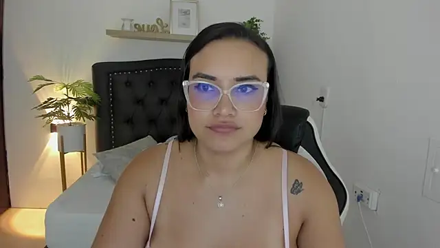 Snapshot of zoe_danae_ chatting on 3, 2, 2025 zoe danae online show from 3, 2, 2025
