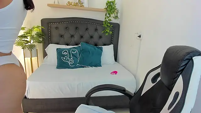 Snapshot of zoe_danae_ chatting on 22, 2, 2025 zoe danae online show from 22, 2, 2025