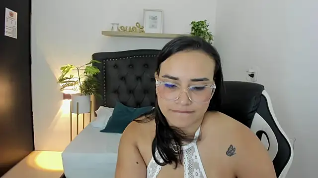 Snapshot of zoe_danae_ chatting on 26, 2, 2025 zoe danae online show from 26, 2, 2025