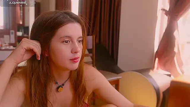 Snapshot of Lisa_sweetheels chatting on 11, 9, 2025 Lisa sweetheels online show from 11, 9, 2025