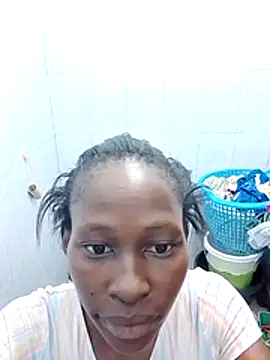 Snapshot of LOVELY-2BERRY chatting on 7, 6, 2026 LOVELY-2BERRY online show from 7, 6, 2026