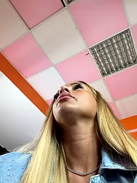 LovingBlondie online show from 17, 1, 2026