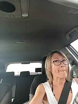 Snapshot of Timide_girl2 chatting on 16, 12, 2024 Timide girl2 online show from 16, 12, 2024