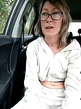 Snapshot of Timide_girl2 chatting on 9, 2, 2025 Timide girl2 online show from 9, 2, 2025