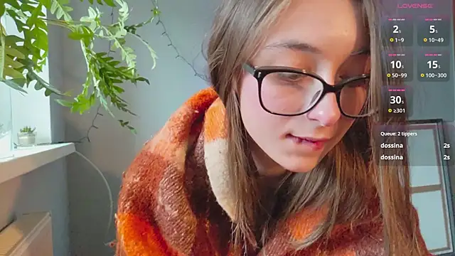 Snapshot of monlight__dana chatting on 8, 1, 2025 monlight  dana online show from 8, 1, 2025