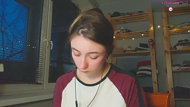 Snapshot of monlight__dana chatting on 6, 1, 2026 monlight dana online show from 6, 1, 2026