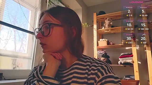 Snapshot of monlight__dana chatting on 4, 3, 2026 monlight dana online show from 4, 3, 2026