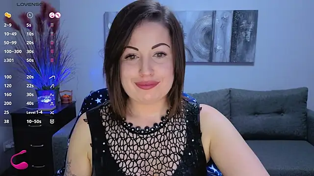 Snapshot of Emily_Midlton chatting on 10, 10, 2025 Emily Midlton online show from 10, 10, 2025