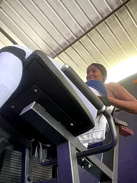 Berry Bans online show from 21, 11, 2025