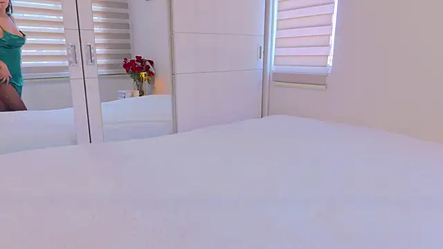 Miarouss3 online show from 10, 2, 2025