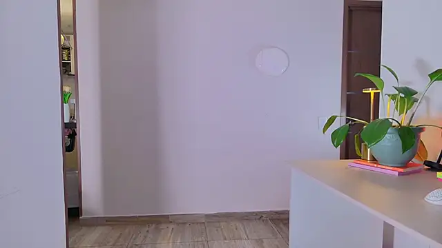 Miarouss3 online show from 19, 3, 2025