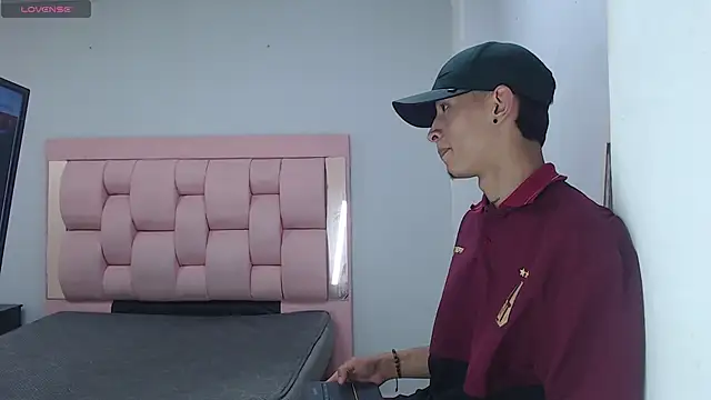 Smith maicol online show from 8, 11, 2025