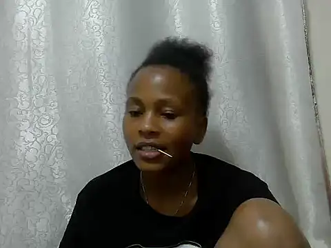 Snapshot of tinabestdoll chatting on 10, 10, 2025 tinabestdoll online show from 10, 10, 2025