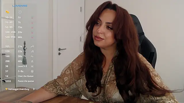 Just a queen 3 online show from 14, 5, 2026