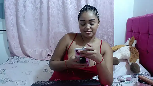 kiara milf  online show from 7, 3, 2025